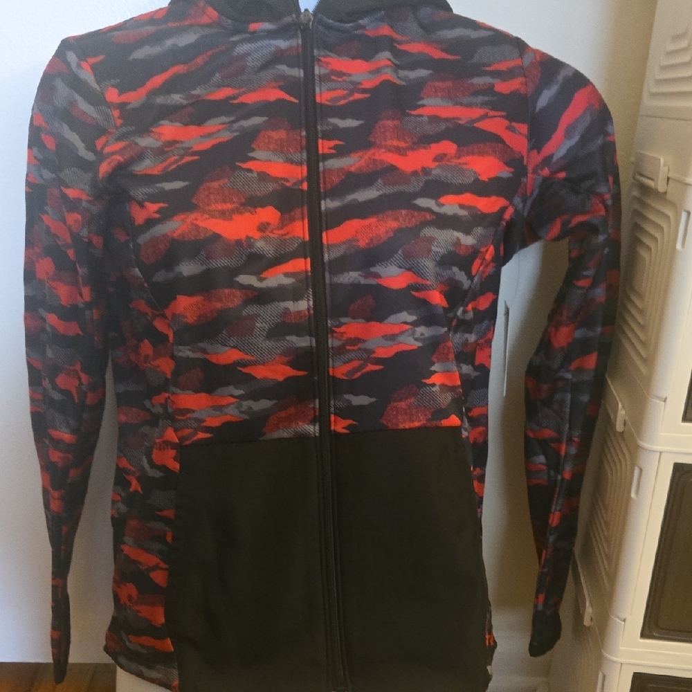 Kohl's Vibrant Red and Black Camo Hoodie